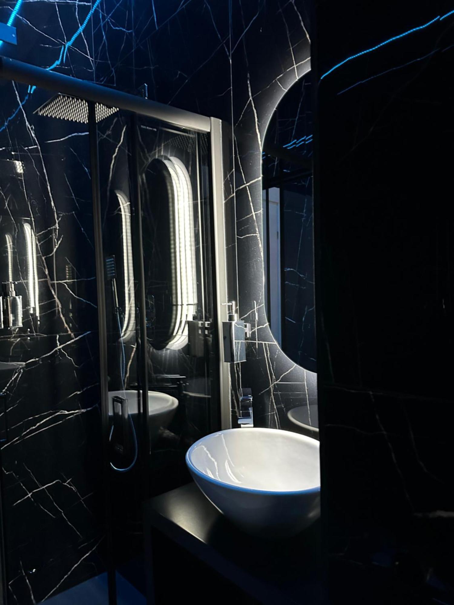 Milan Hub Private Spa ภายนอก รูปภาพ